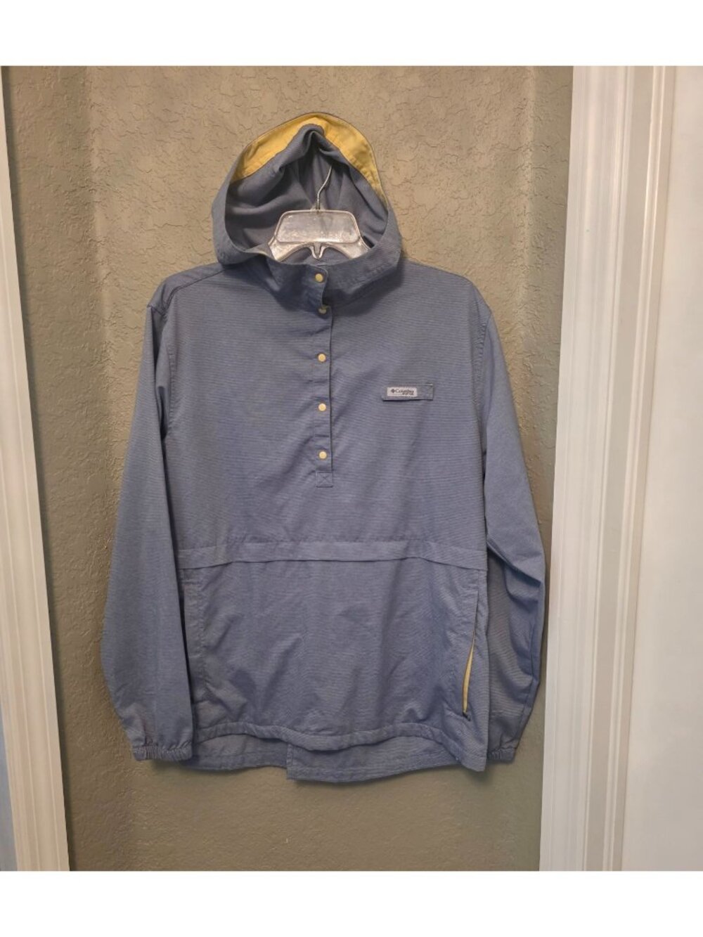 Columbia PFG Ladies 1/4 Button Snap Blue Hooded Lightweight Performance Shirt L